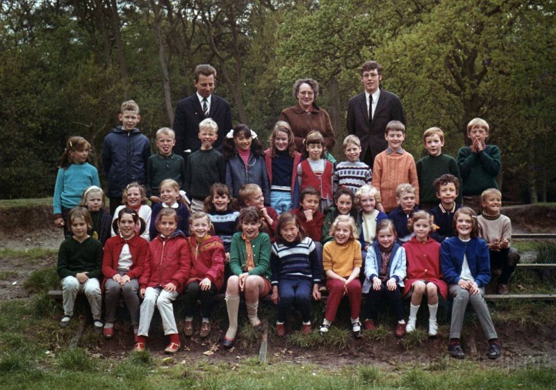 Schoolfoto Onze Lieve Vrouwe Sterre der Zee klas 3 1968 - 19.jpg